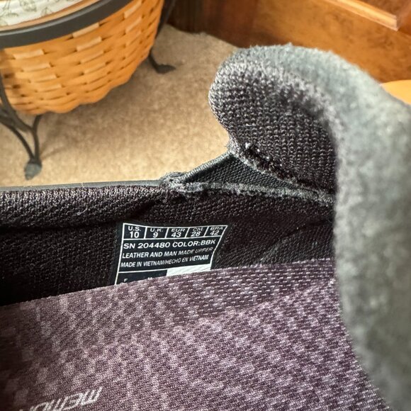Skechers Black Nubuck Respected-Calum Slip-On w/Goodyear Rubber Soles Size 10 main image 8